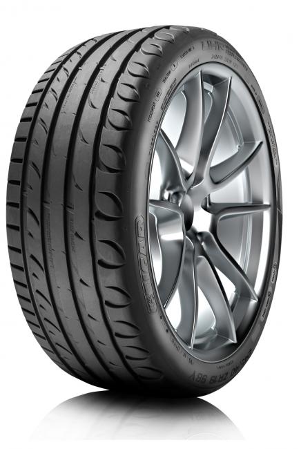 205/40 R17 84W XL ULTRA HIGH PERFORMANCE*